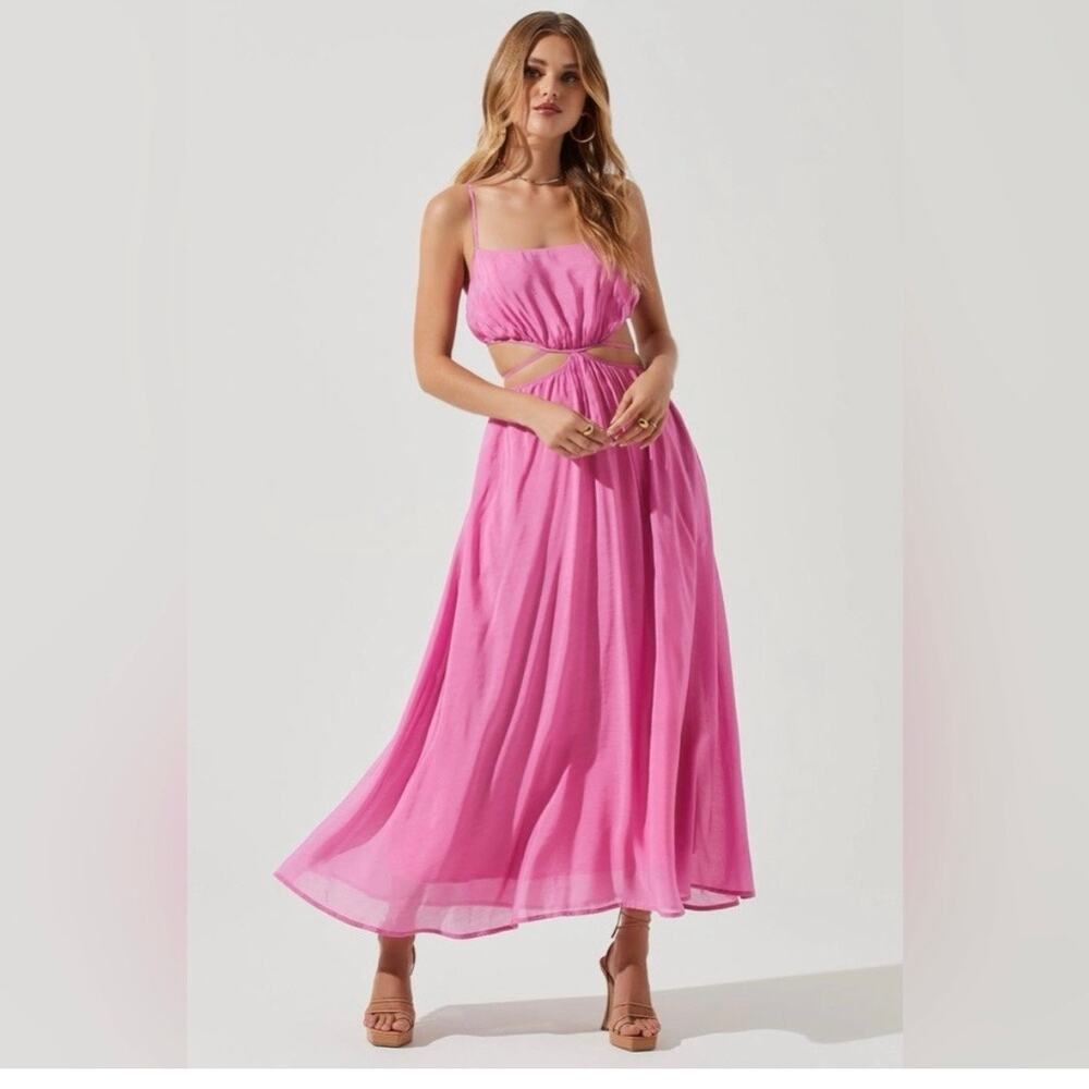 ASTR The Label Pink Sanger Cut Out Goddess Maxi Dress Size Medium Resort Wear